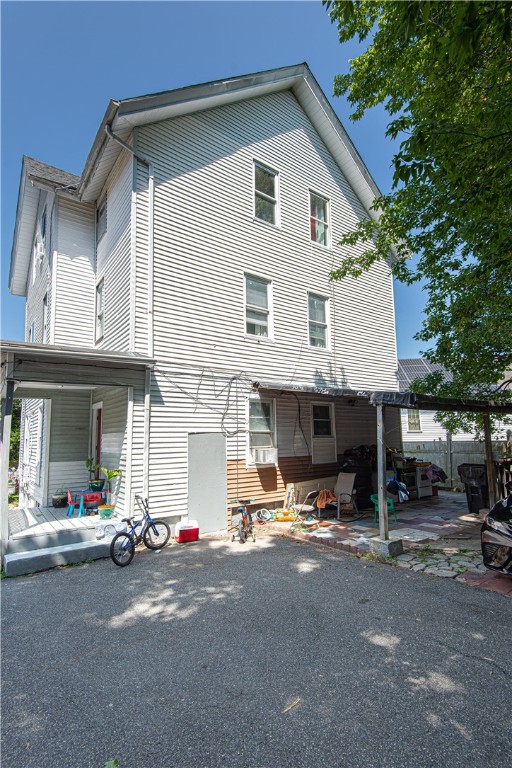 66 Moore Street Central Falls, RI 02863 - Photo 26 of 33