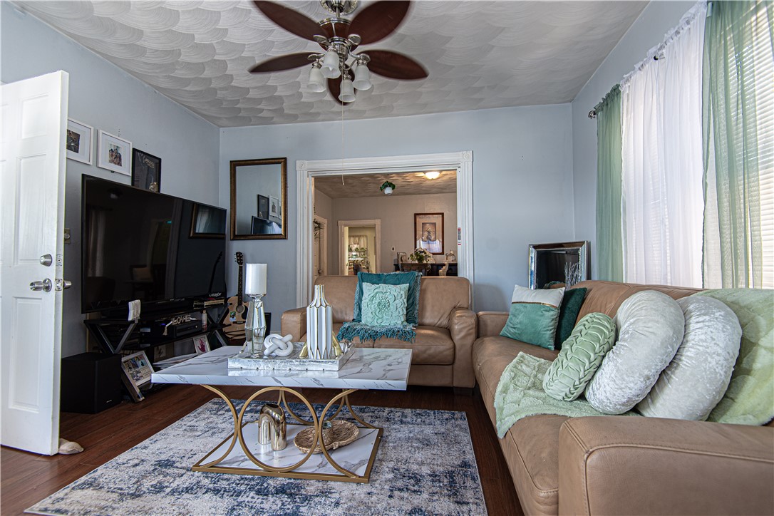 66 Moore Street Central Falls, RI 02863 - Photo 4 of 33