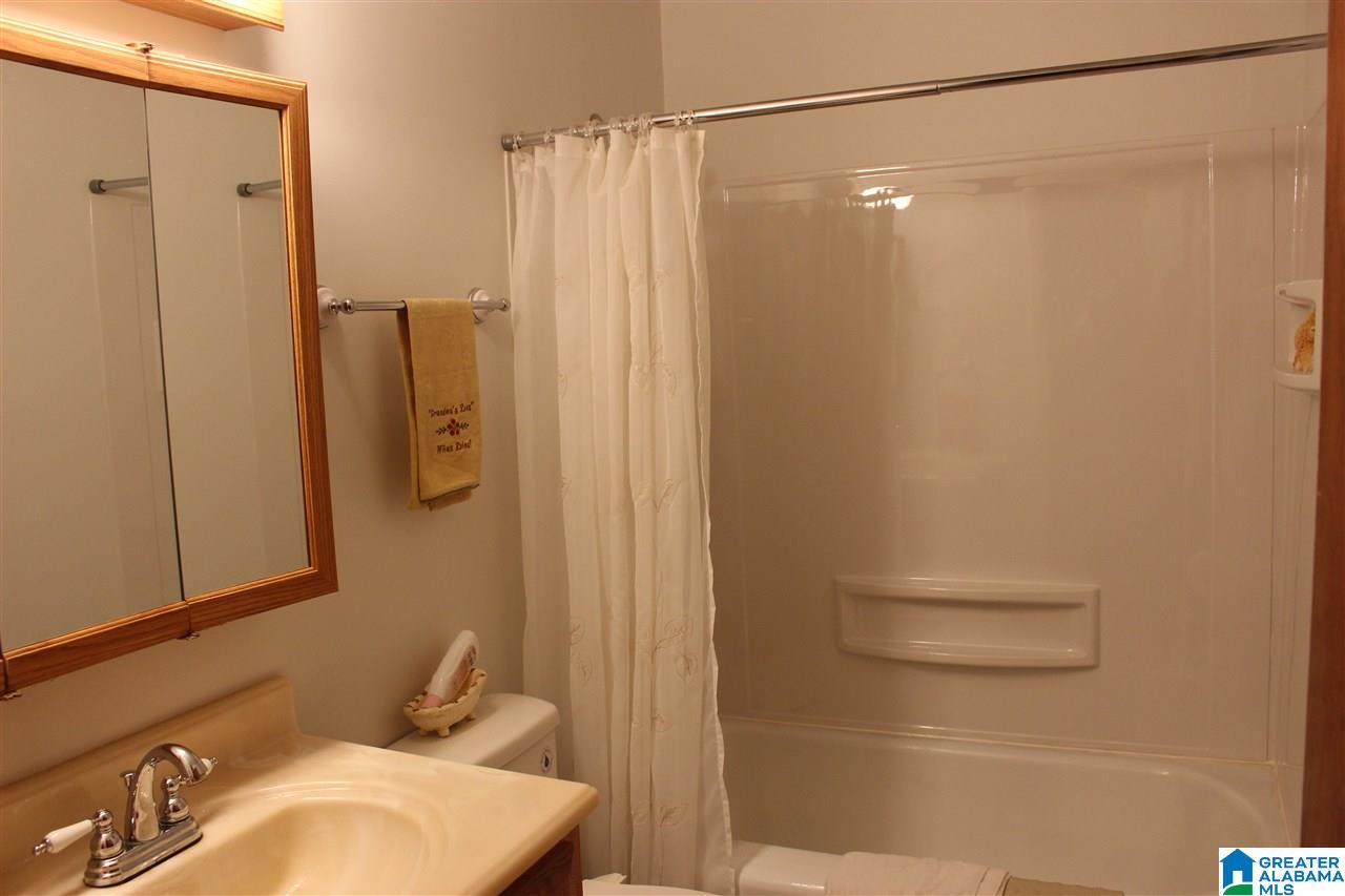 1004 Crestline Place Southwest Hartselle, AL 35640 - Photo 15 of 17
