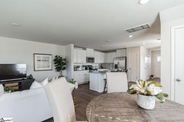 $2,099 | 420 Kinbrace Court, Unit C1, Greer, SC 29651