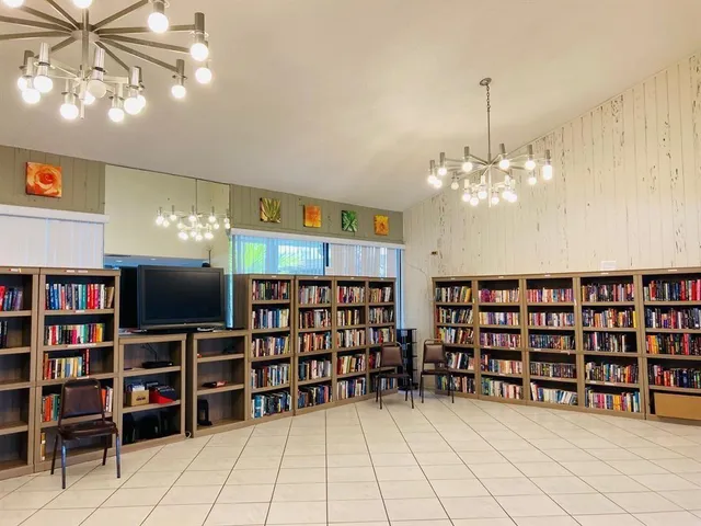 $2,300 | 2112 South Cypress Bend Drive, Unit 203, Pompano Beach, FL 33069