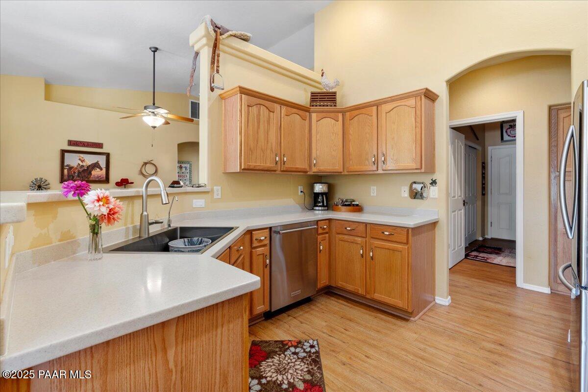 4502 Harwick Road Prescott Valley, AZ 86314 - Photo 11 of 25 12-Kitchen