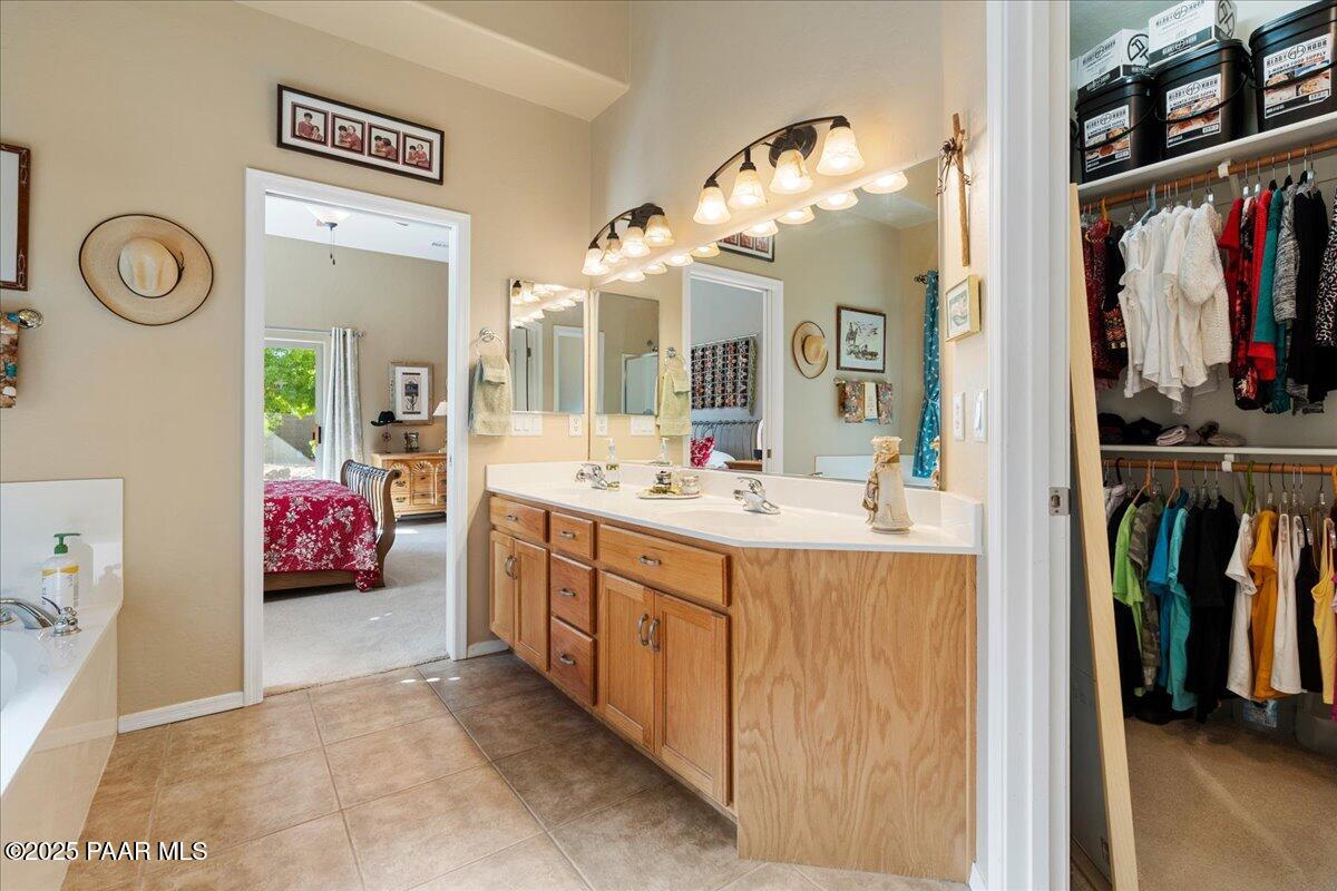 4502 Harwick Road Prescott Valley, AZ 86314 - Photo 15 of 25 16-Primary Bathroom Vanity