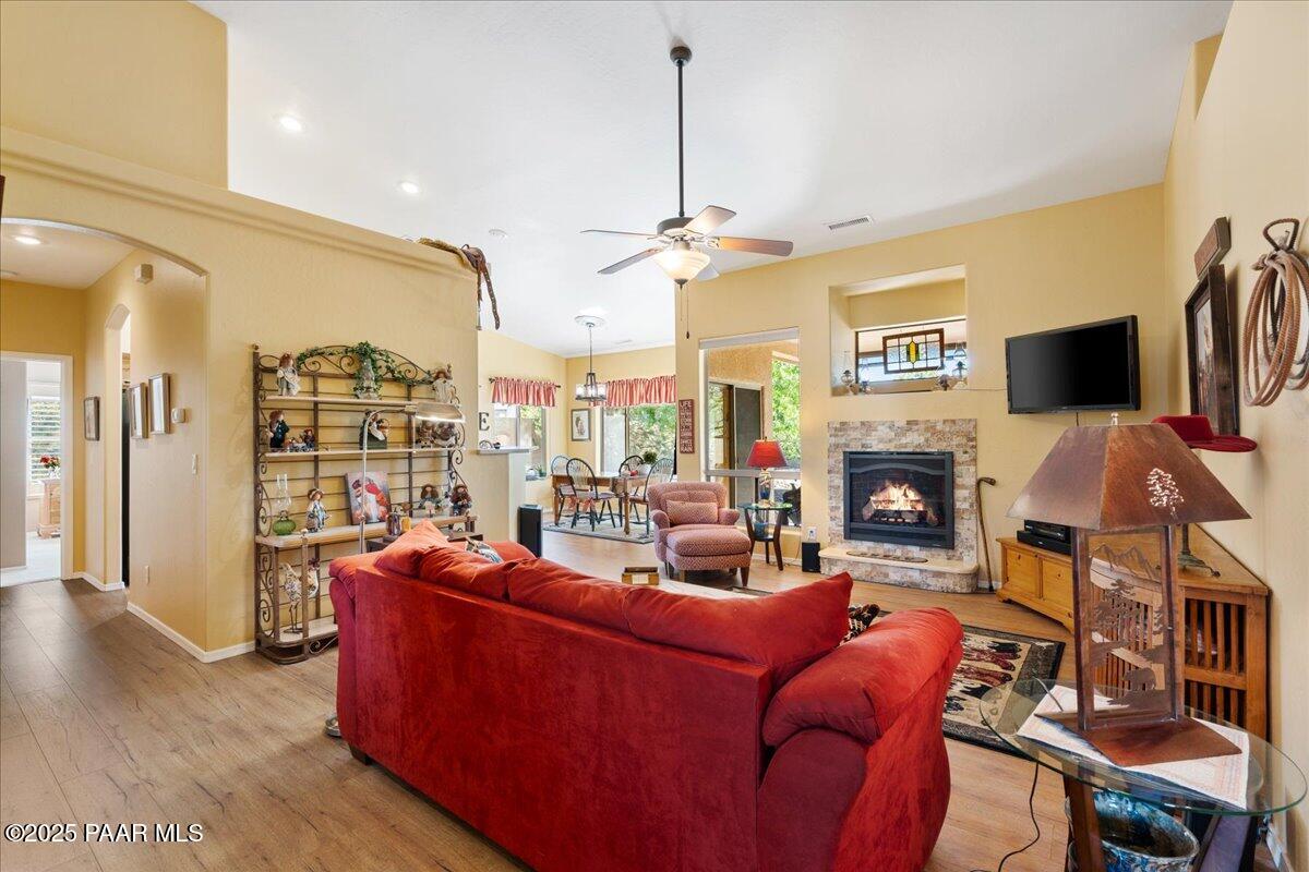 4502 Harwick Road Prescott Valley, AZ 86314 - Photo 5 of 25 06-Living Room