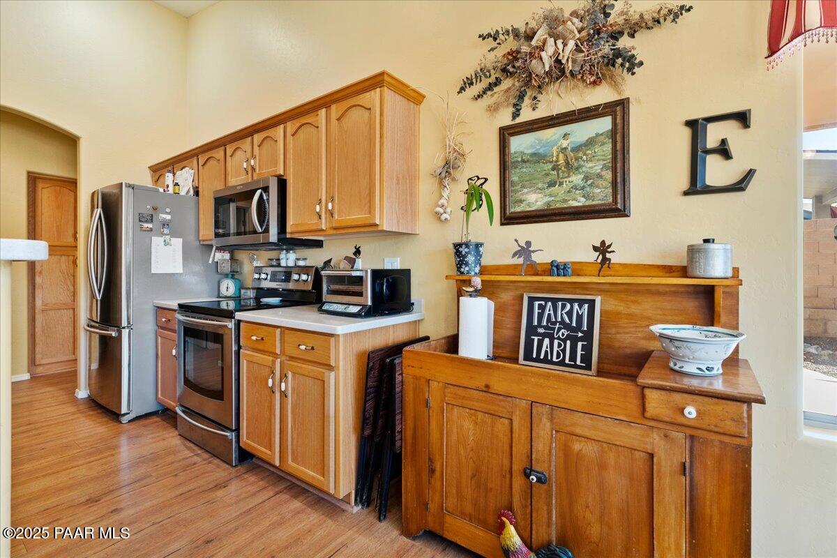 4502 Harwick Road Prescott Valley, AZ 86314 - Photo 10 of 25 11-Kitchen