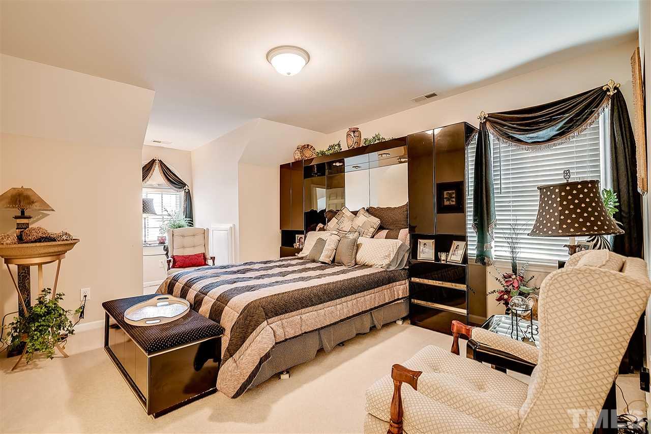 1601 Springview Lane Durham, NC 27705 - Photo 11 of 24 Gallery Image 11