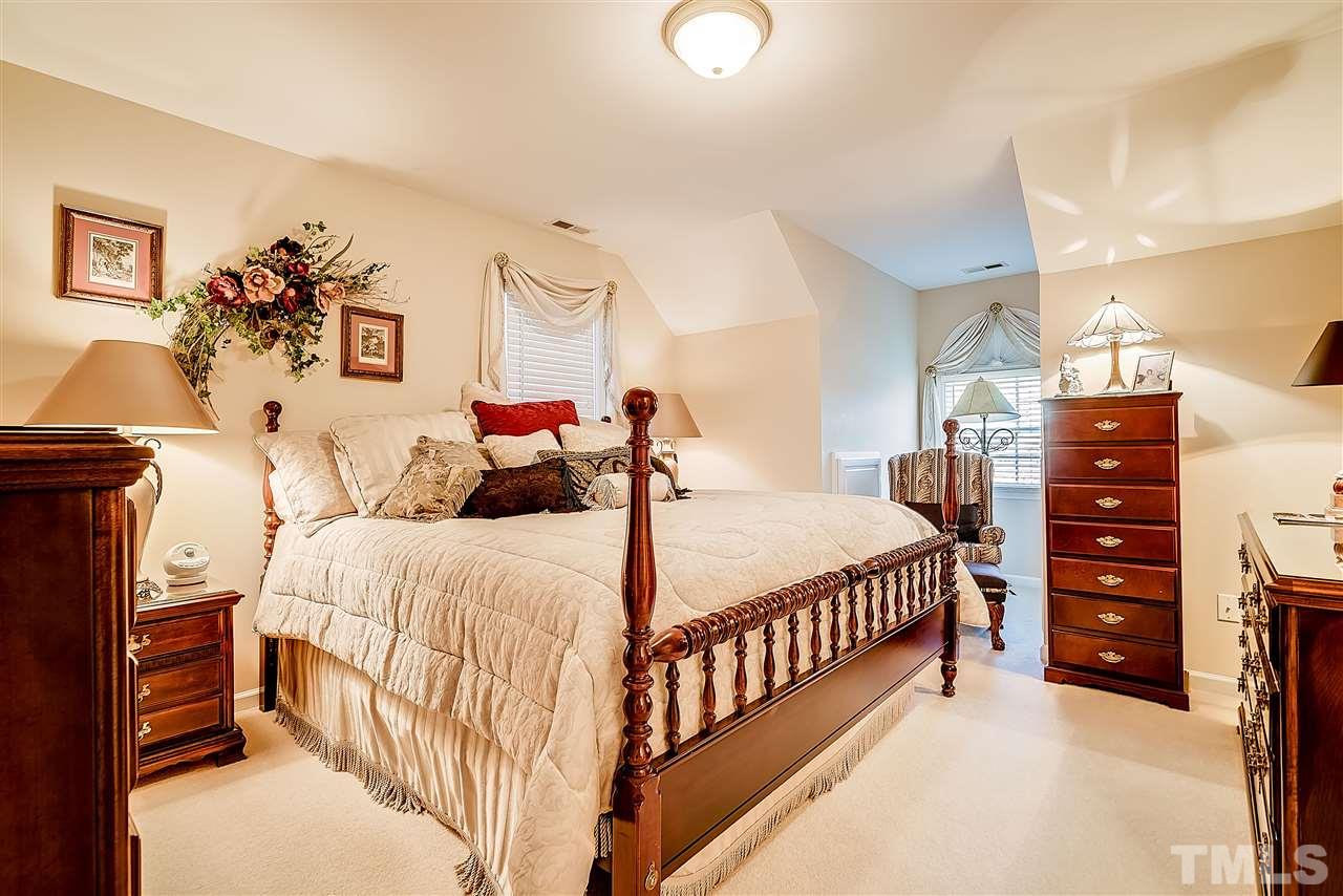 1601 Springview Lane Durham, NC 27705 - Photo 14 of 24 Gallery Image 14