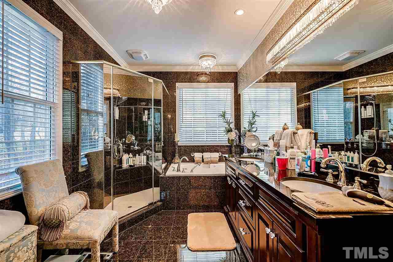1601 Springview Lane Durham, NC 27705 - Photo 10 of 24 Gallery Image 10