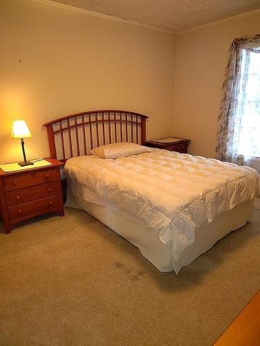 809 Beacon Street Cuero, TX 77954 - Photo 3 of 18