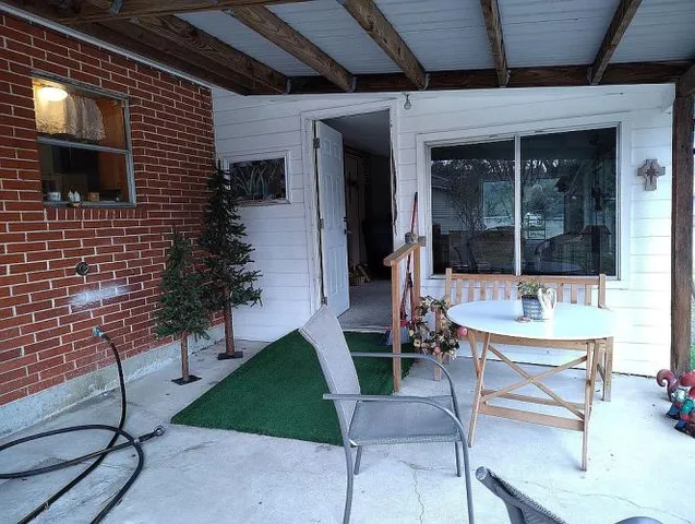 $265,000 | 809 Beacon Street, Cuero, TX 77954