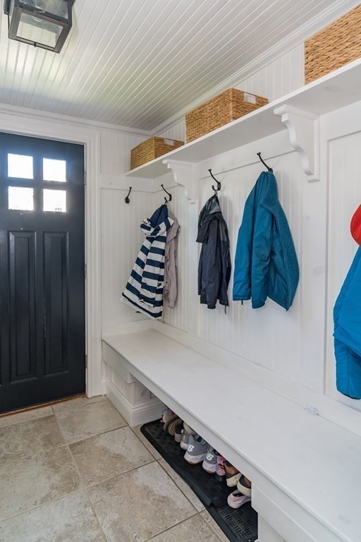 3 Claflin Road Wellesley, MA 02482 - Photo 2 of 20 a utility room with dryer and washer
