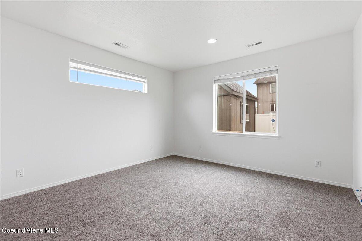 6025 West Trestle Street Rathdrum, ID 83858 - Photo 16 of 46 Primary Bedroom