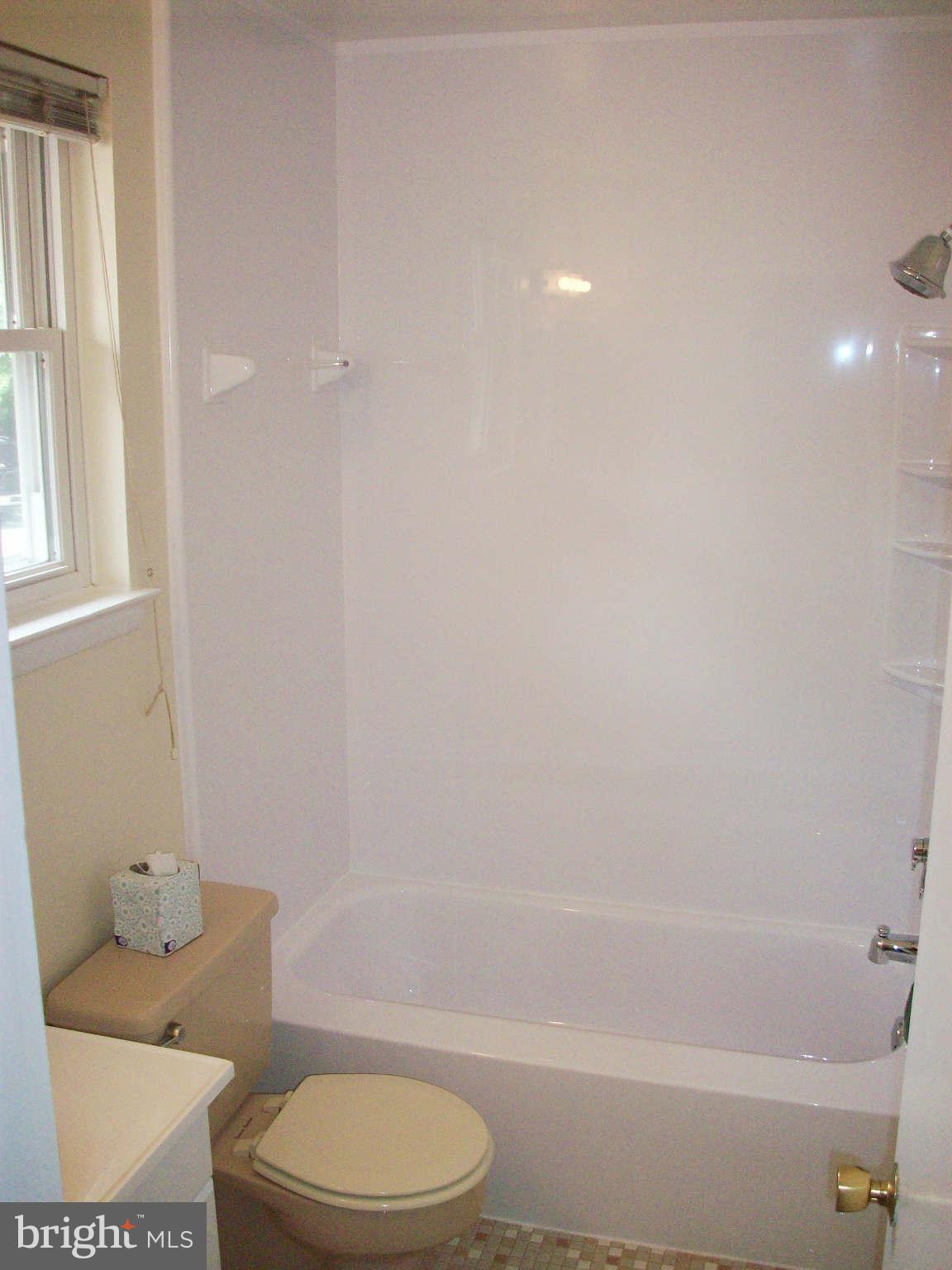 3913 Shenton Road Randallstown, MD 21133 - Photo 17 of 29 Bath