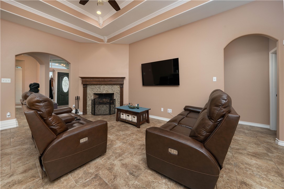 6934 Round Table Street Corpus Christi, TX 78414 - Photo 6 of 31