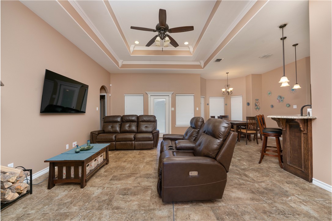 6934 Round Table Street Corpus Christi, TX 78414 - Photo 8 of 31