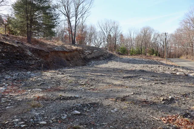 $250,000 | 190 Blueberry Hill Road, Bridgewater, CT 06752