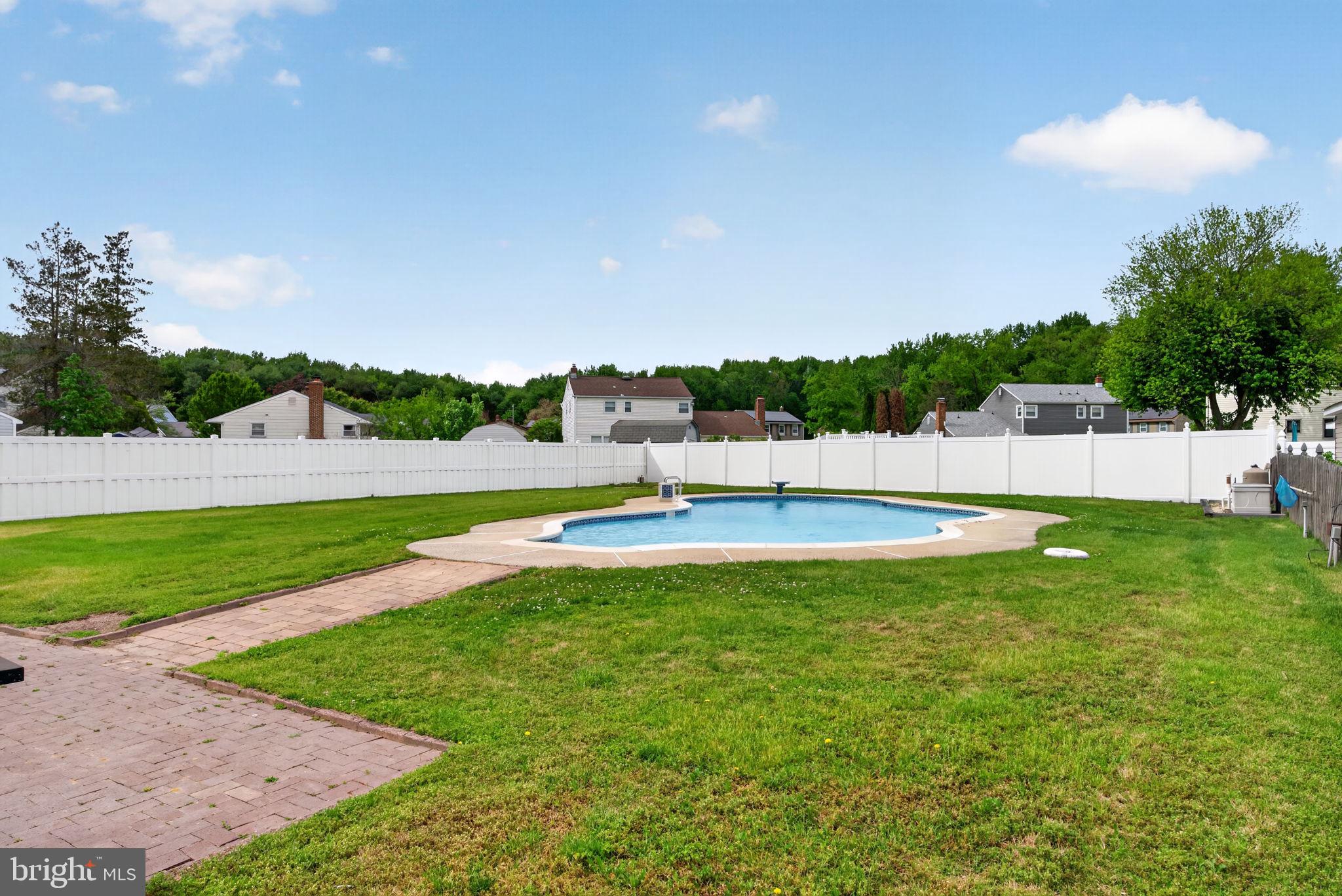 24 Millbridge Road Clementon, NJ 08021 - Photo 37 of 46