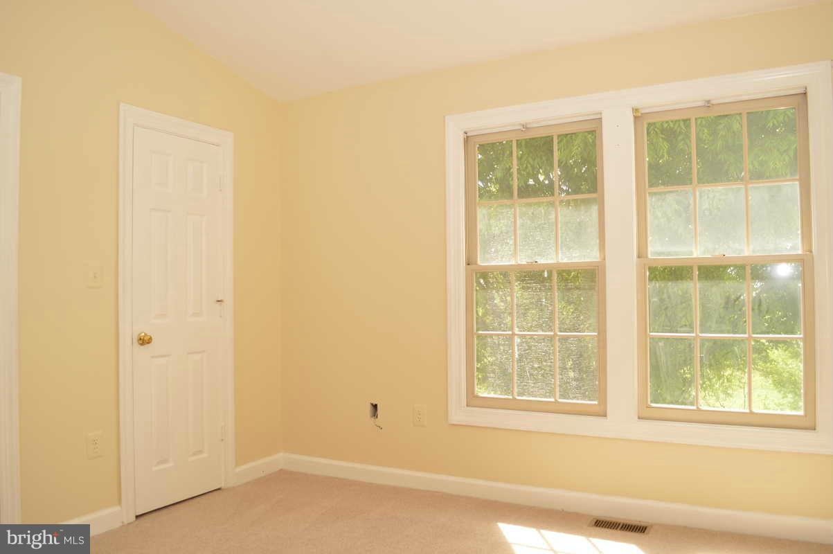 5593 Rivendell Place Frederick, MD 21703 - Photo 14 of 27 Bedroom (Master)