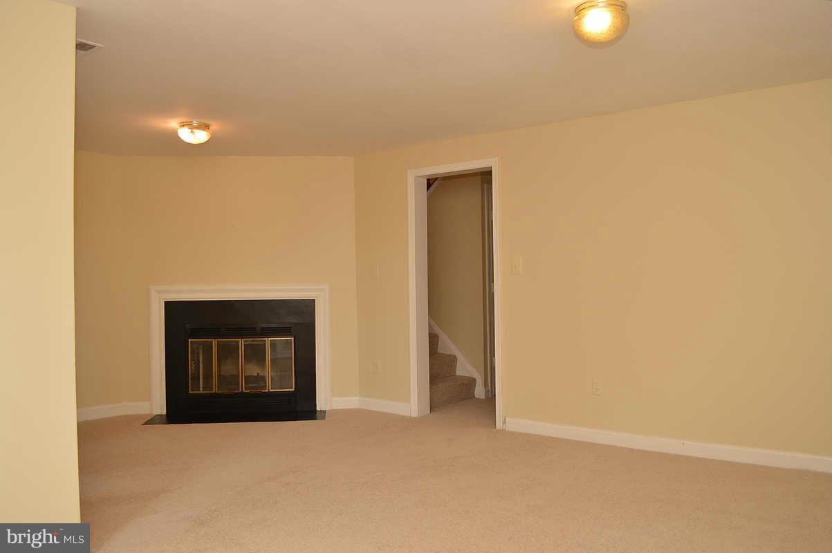 5593 Rivendell Place Frederick, MD 21703 - Photo 22 of 27 Family Room
