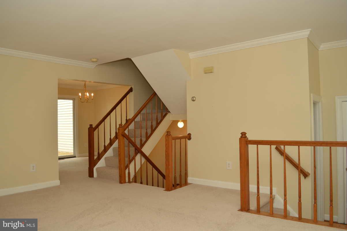 5593 Rivendell Place Frederick, MD 21703 - Photo 4 of 27 Living Room