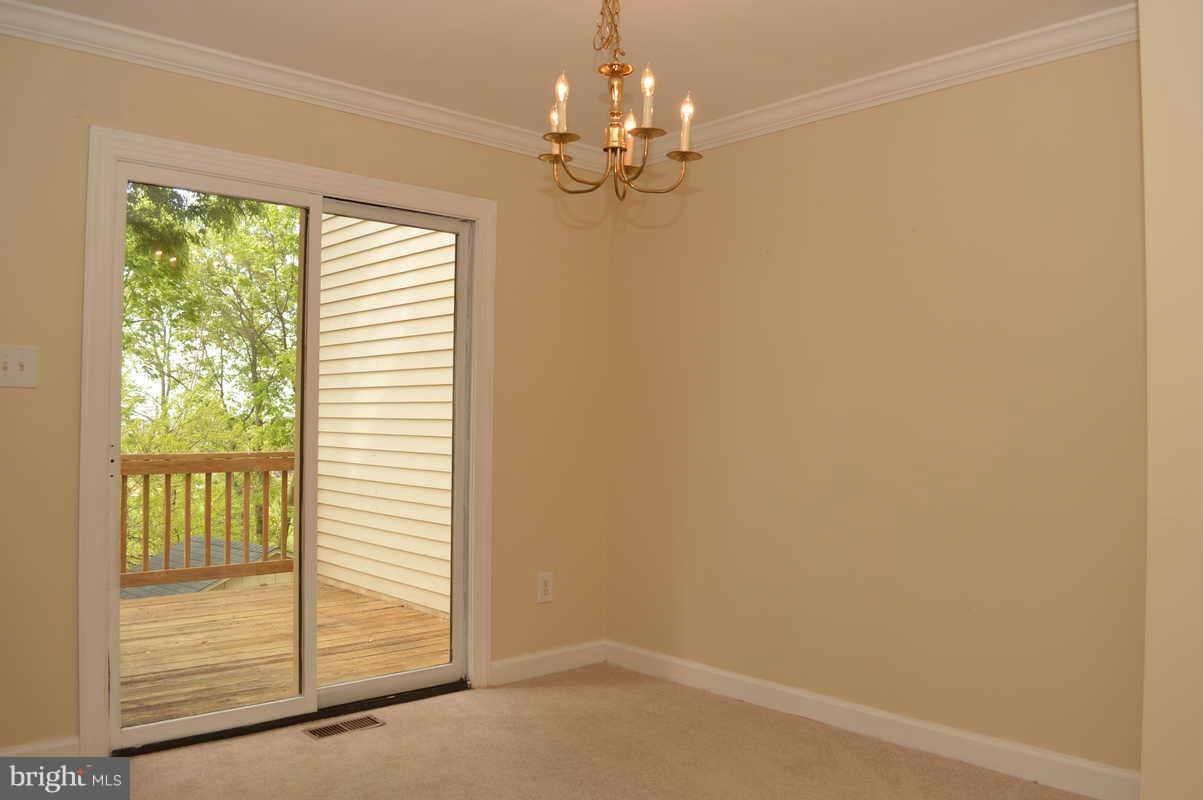 5593 Rivendell Place Frederick, MD 21703 - Photo 8 of 27 Dining Room