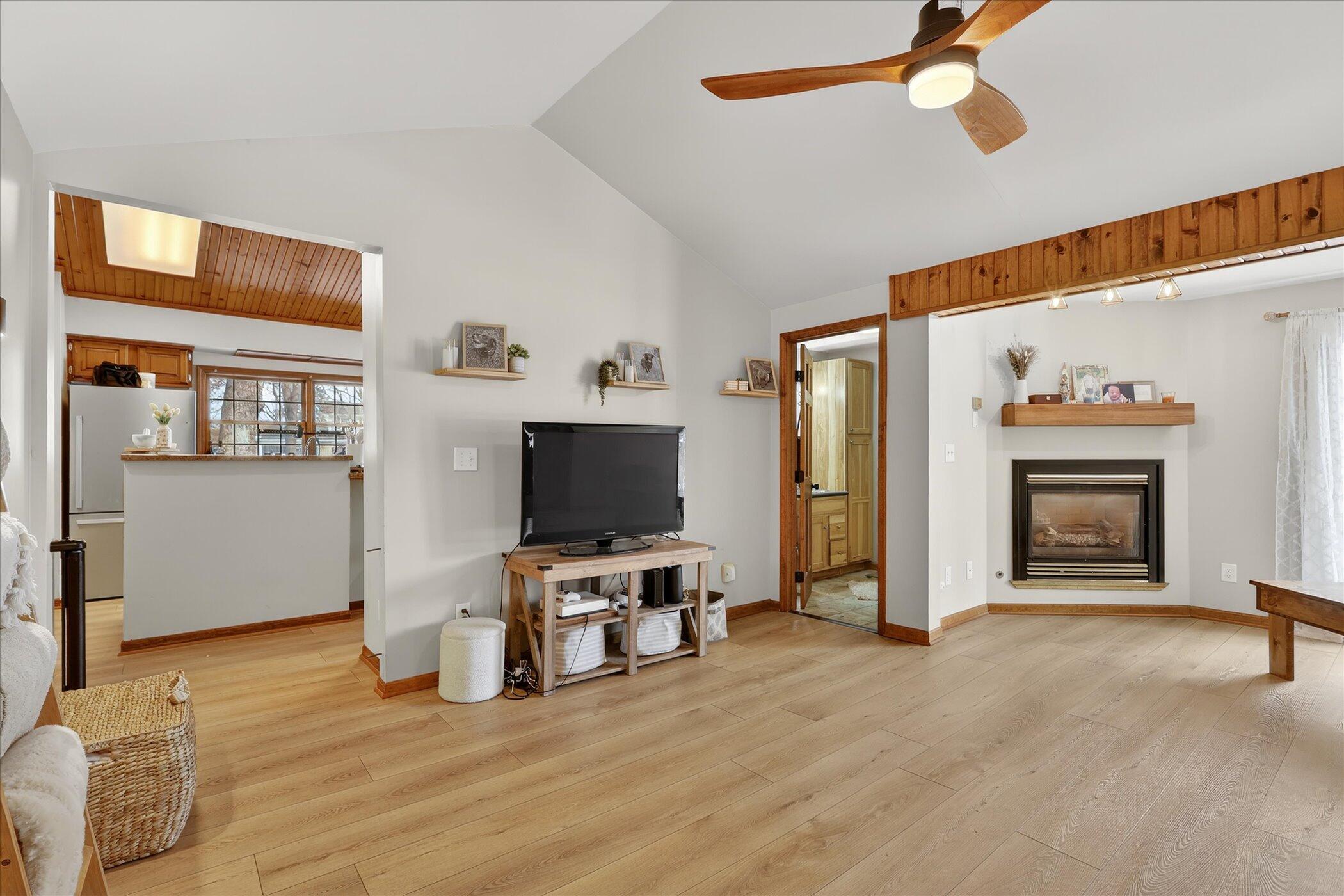 308 Niles Street Lakeview, MI 48850 - Photo 22 of 59 20-308-Niles-St-Lakeview-MI-48850-Window