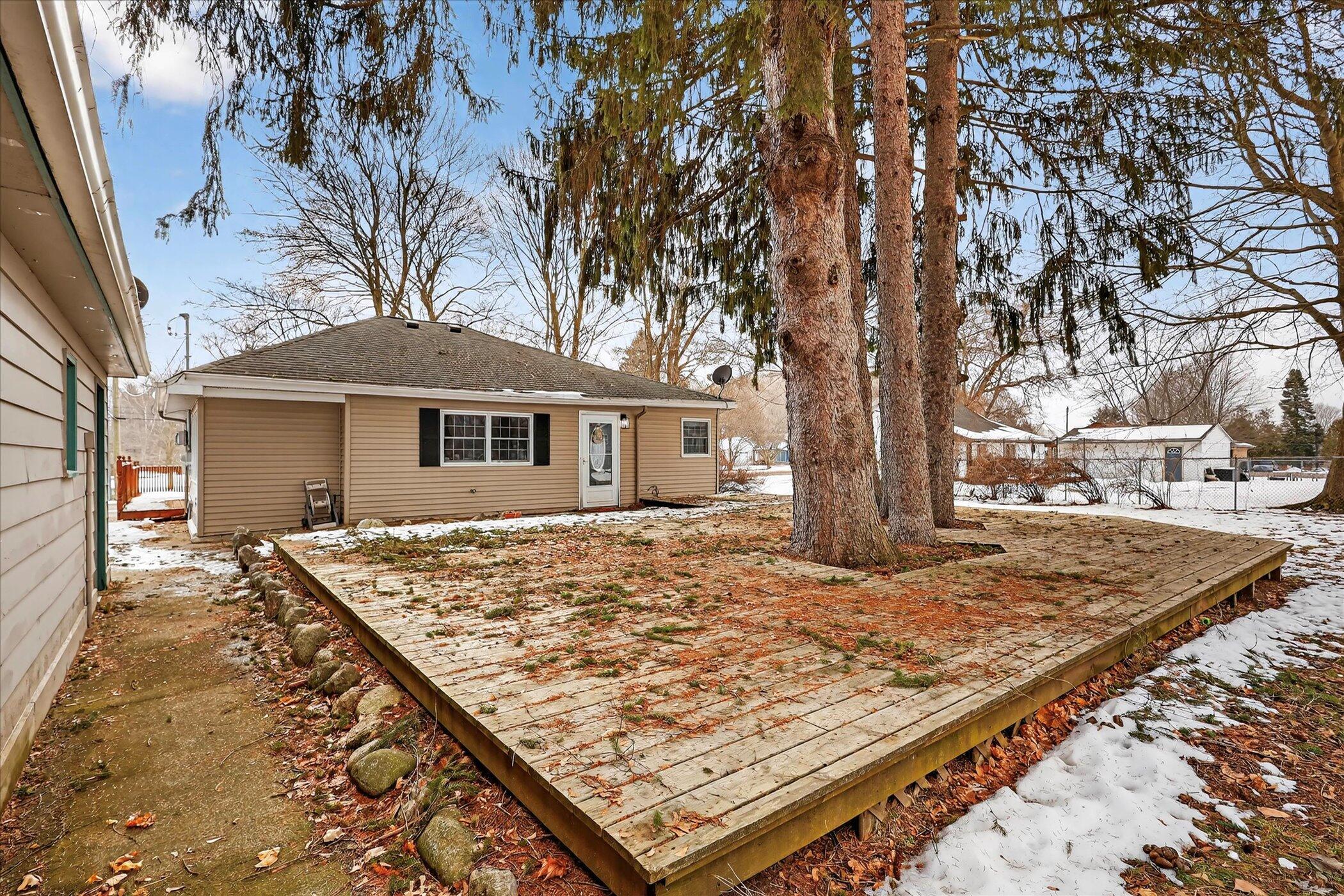 308 Niles Street Lakeview, MI 48850 - Photo 52 of 59 57-308-Niles-St-Lakeview-MI-48850-Window