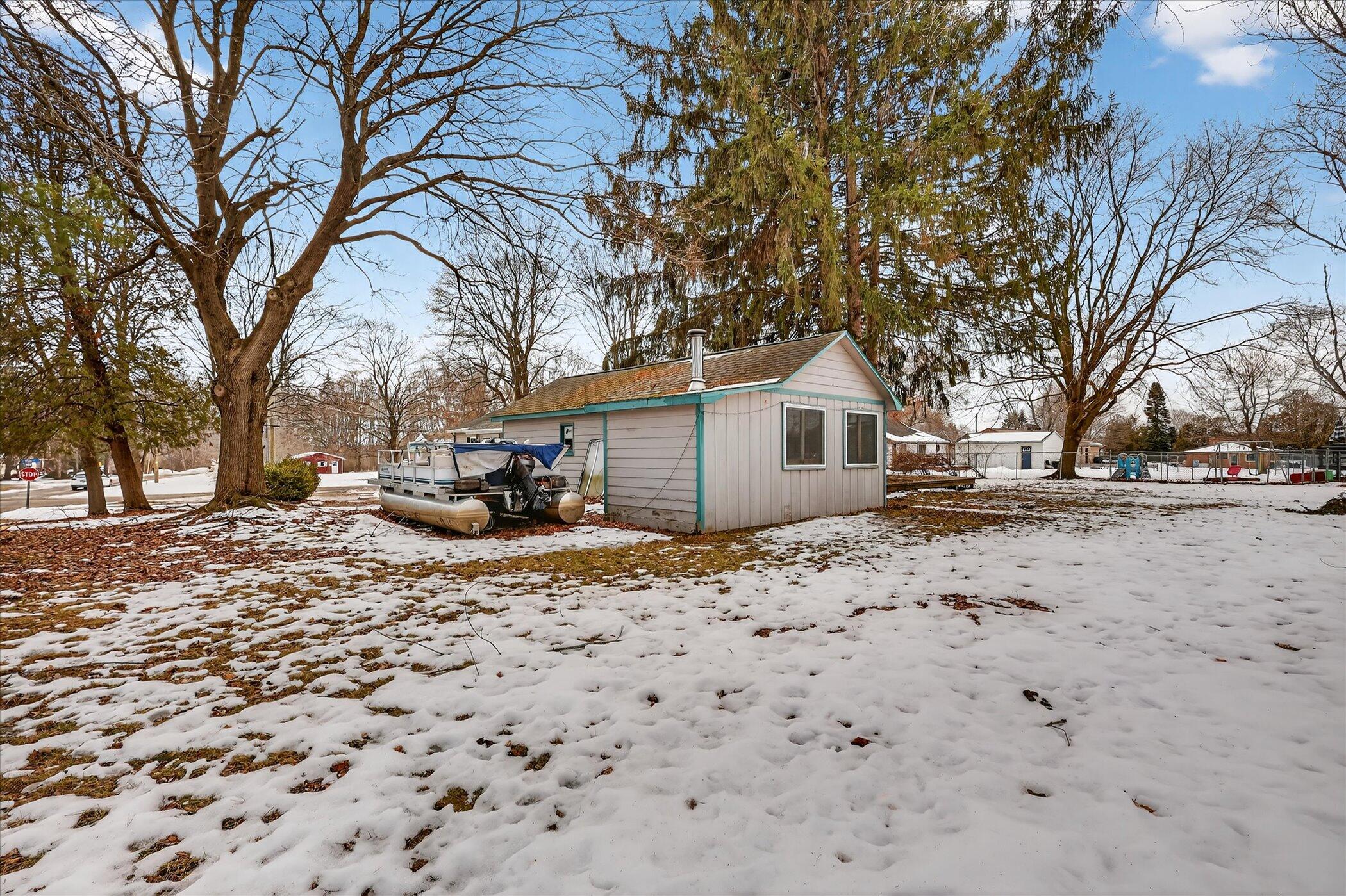308 Niles Street Lakeview, MI 48850 - Photo 54 of 59 59-308-Niles-St-Lakeview-MI-48850-Window