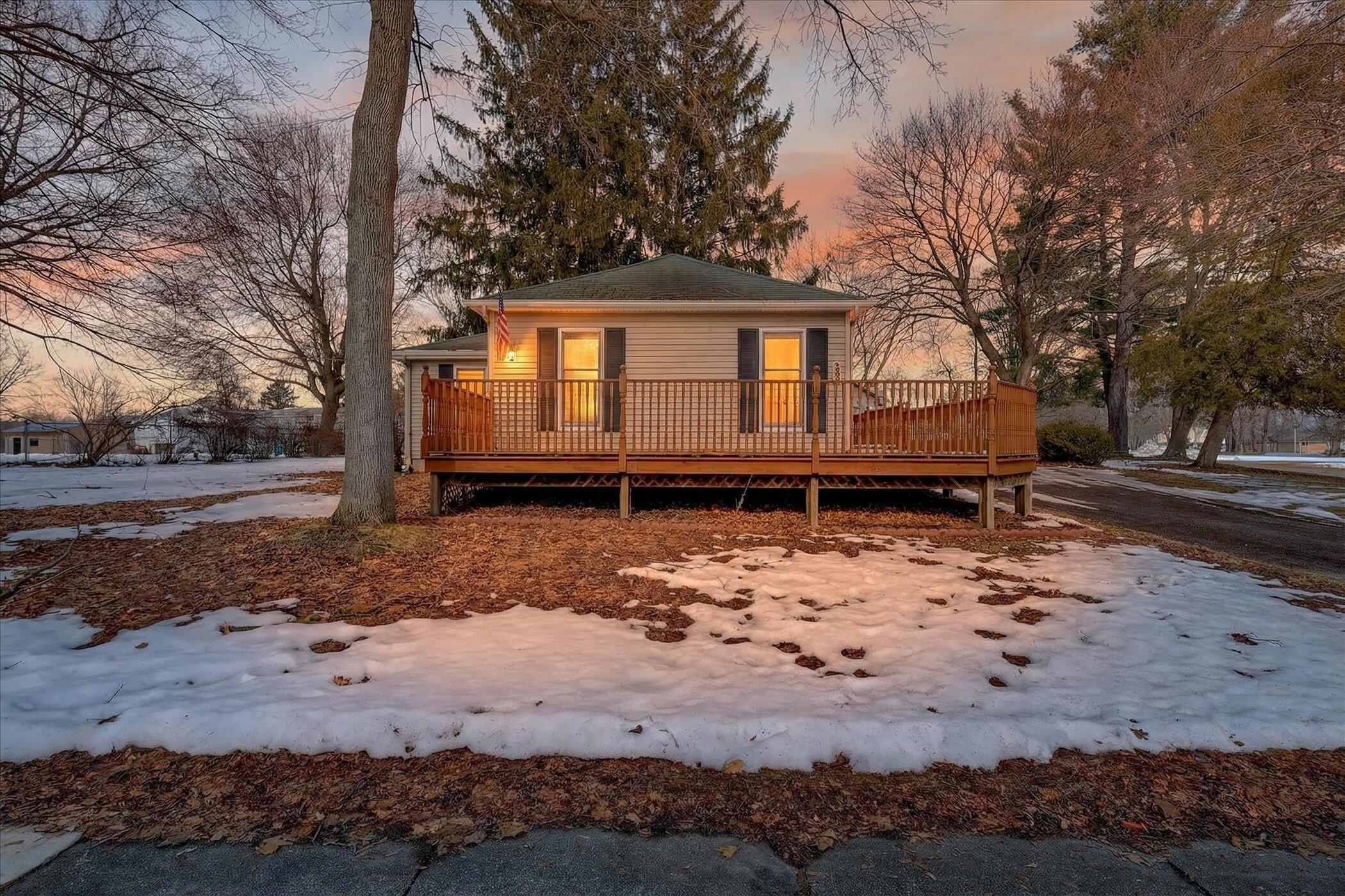 308 Niles Street Lakeview, MI 48850 - Photo 58 of 59 01-308-Niles-St-Lakeview-MI-48850-Window