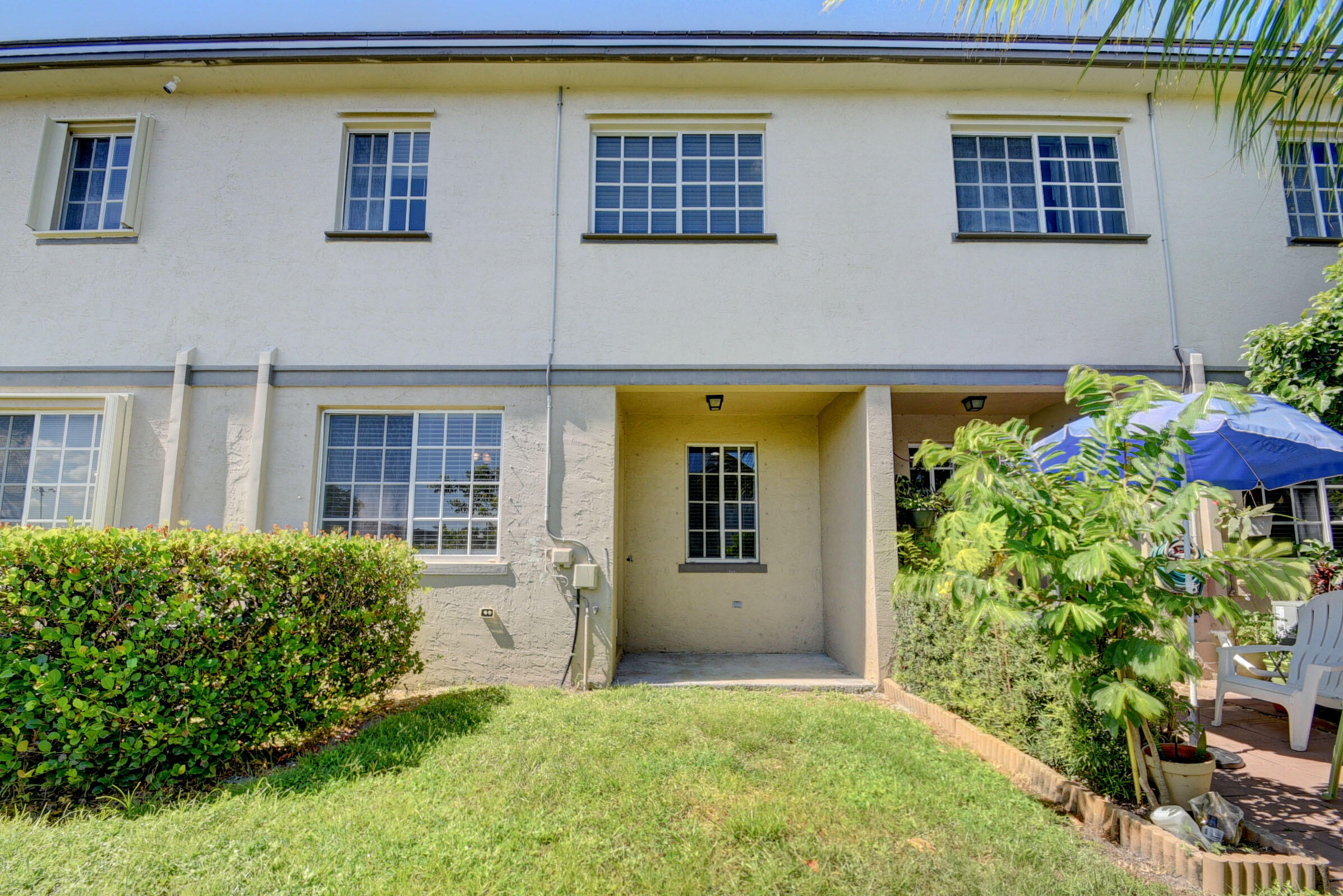 2007 Nassau Drive Riviera Beach, FL 33404 - Photo 23 of 31 23_apartment (23)