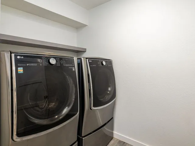 a close up of a washer and dryer
