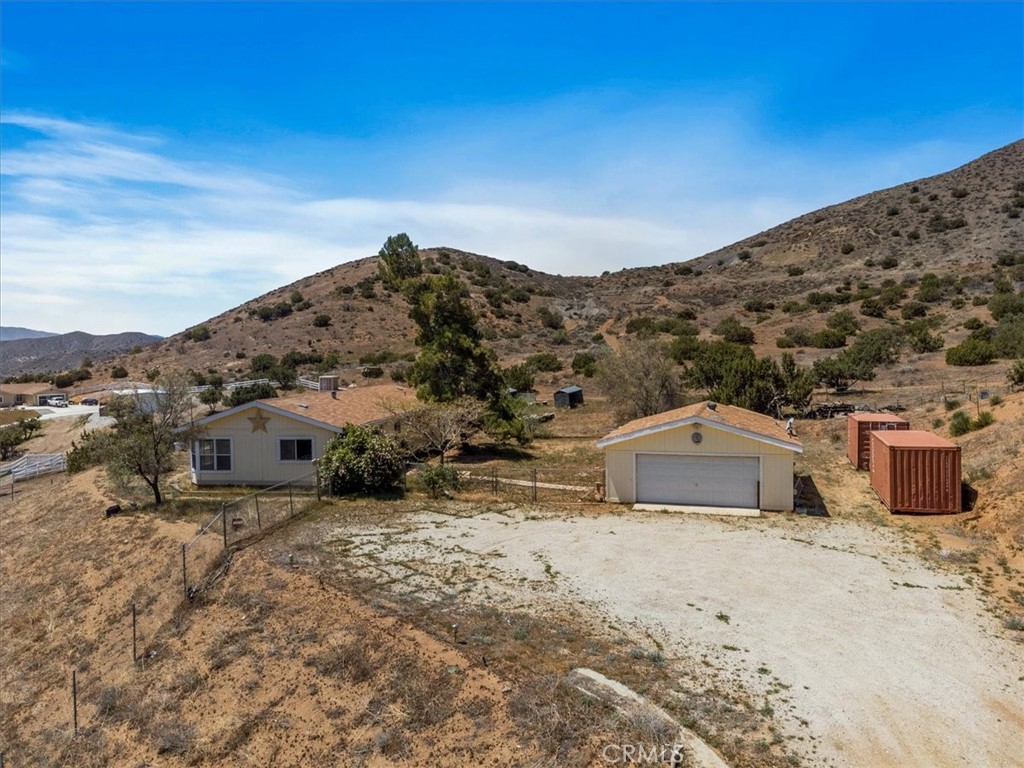 34525 Red Rover Mine Road Acton, CA 93510 - Photo 20 of 23