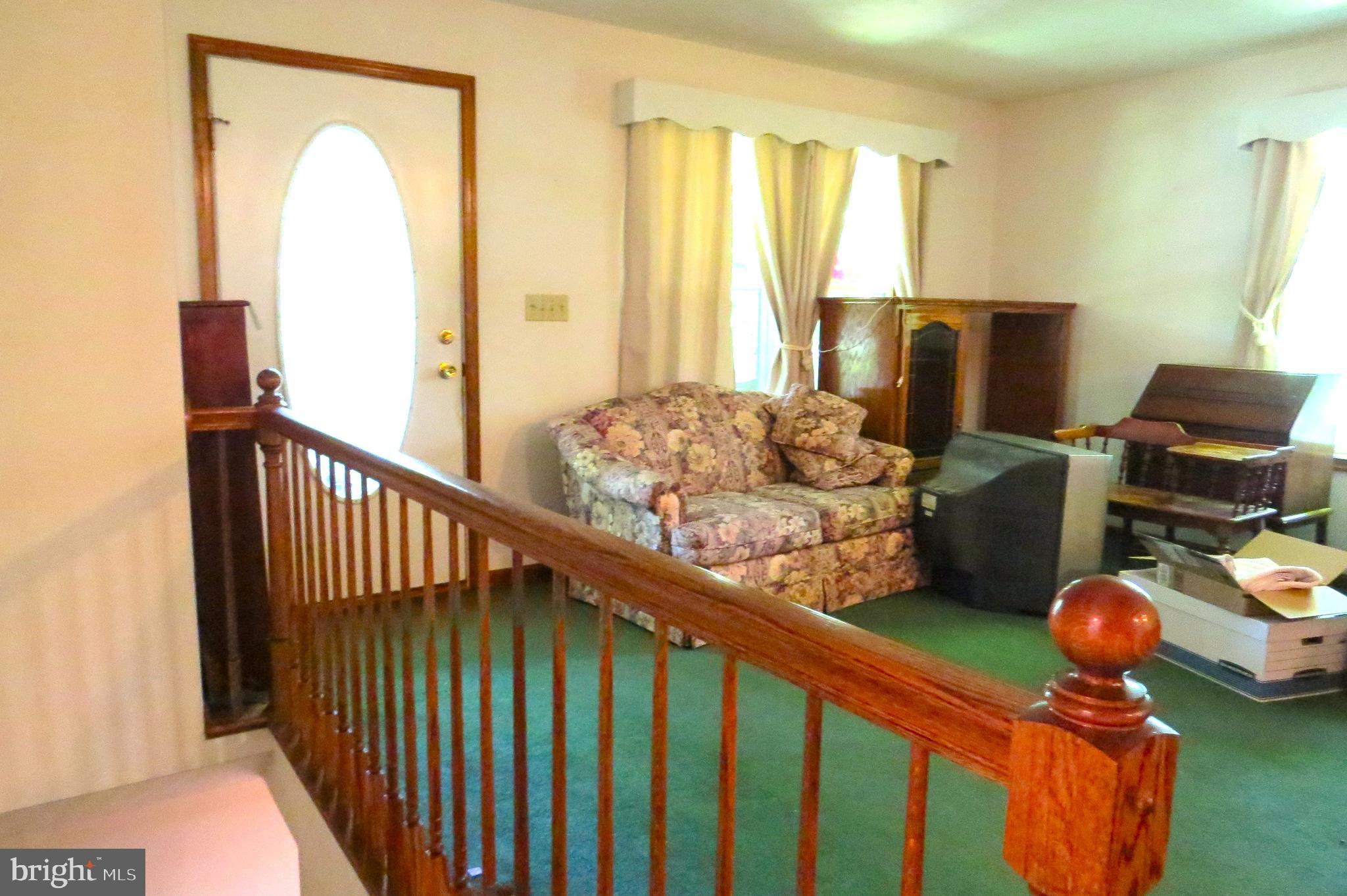 39 Forest Road Spring Grove, PA 17362 - Photo 4 of 53