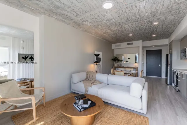 $2,172 | 23 Northeast 17th Terrace, Unit S1, Miami, FL 33132