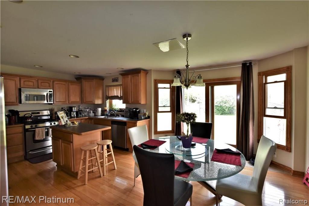 2665 Tim Avenue Brighton, MI 48114 - Photo 10 of 26
