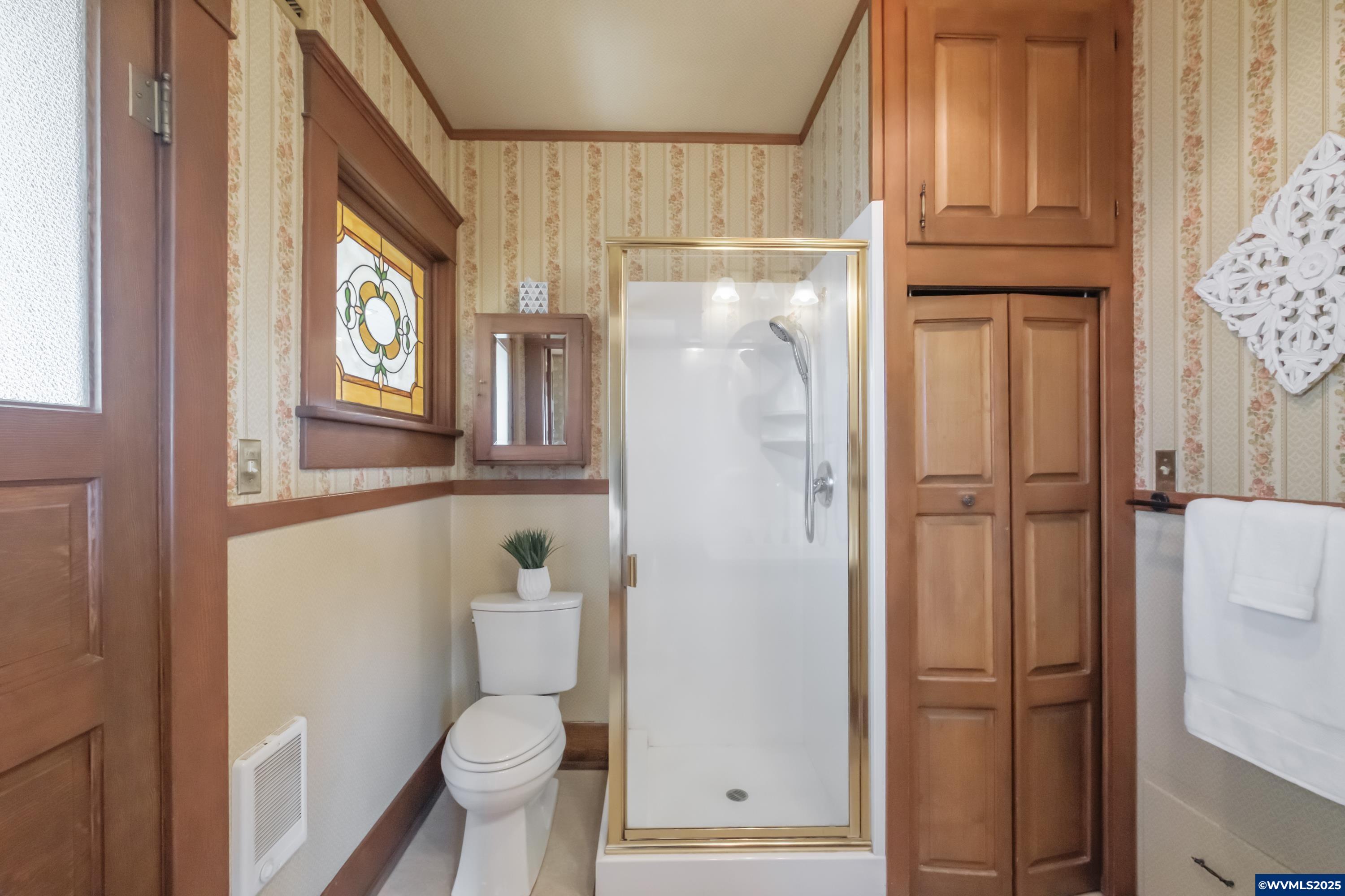 1114 Southwest Washington Street Albany, OR 97321 - Photo 23 of 50