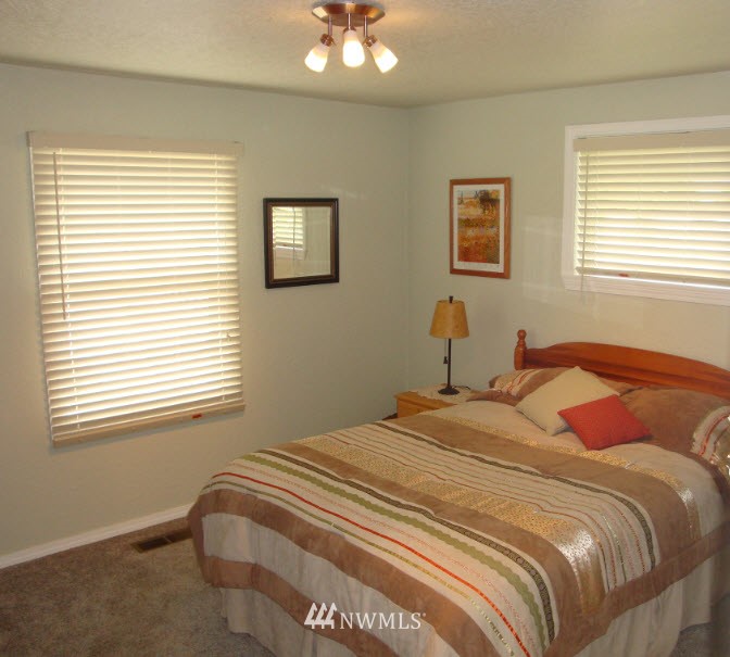1804 Golf Club Road Southeast Lacey, WA 98503 - Photo 20 of 22 Gallery Image 20