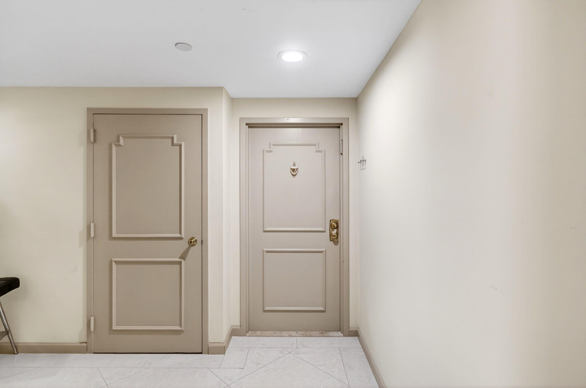 4201 North Ocean Boulevard, Unit C 307 Boca Raton, FL 33431 - Photo 29 of 31 Unit Door Entry