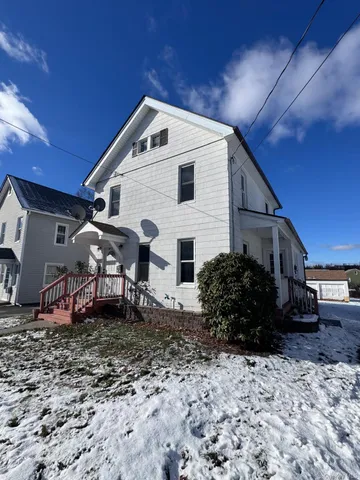 $2,200 | 31 Beattie Avenue, Unit 2, Middletown, NY 10940