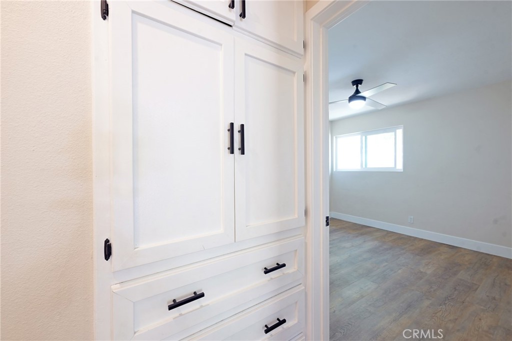 127 East College Street Fallbrook, CA 92028 - Photo 18 of 58 a view of an entryway with white walls