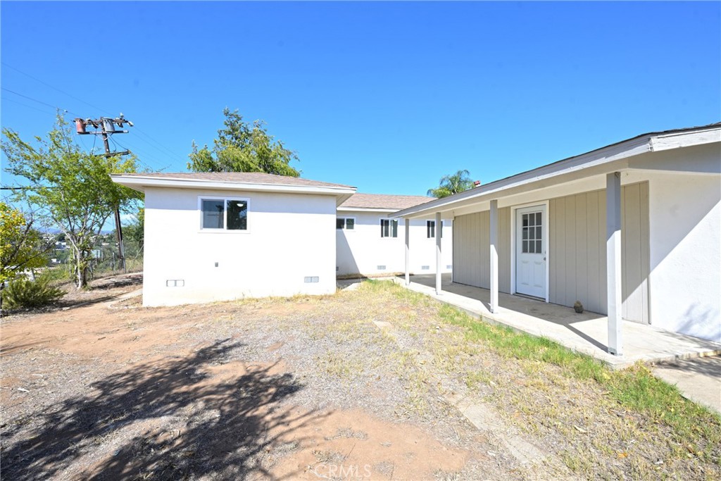 127 East College Street Fallbrook, CA 92028 - Photo 34 of 58 a view of a house with a backyard