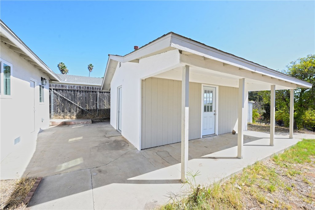 127 East College Street Fallbrook, CA 92028 - Photo 43 of 58 a view of a house with a porch