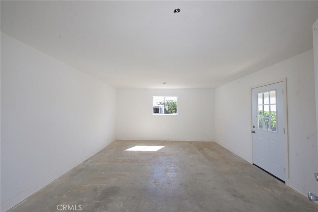 127 East College Street Fallbrook, CA 92028 - Photo 45 of 58