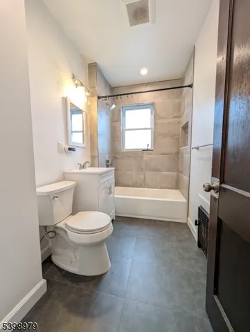 $3,400 | 211 East Passaic Avenue, Bloomfield, NJ 07003