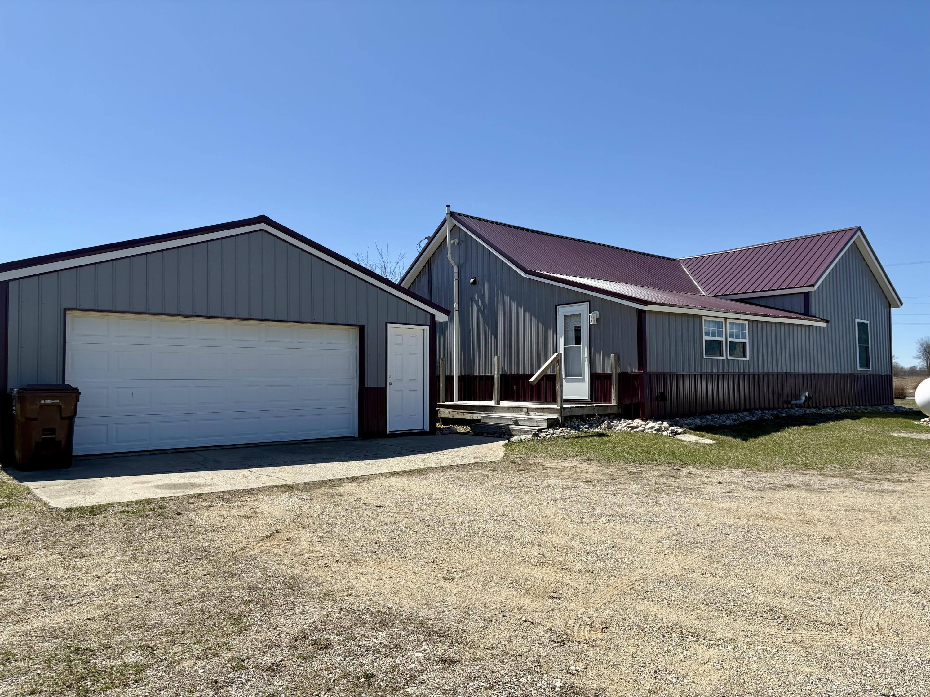 4925 Mt Hope Road South Carson City, MI 48811 - Photo 2 of 23 2 stall garage