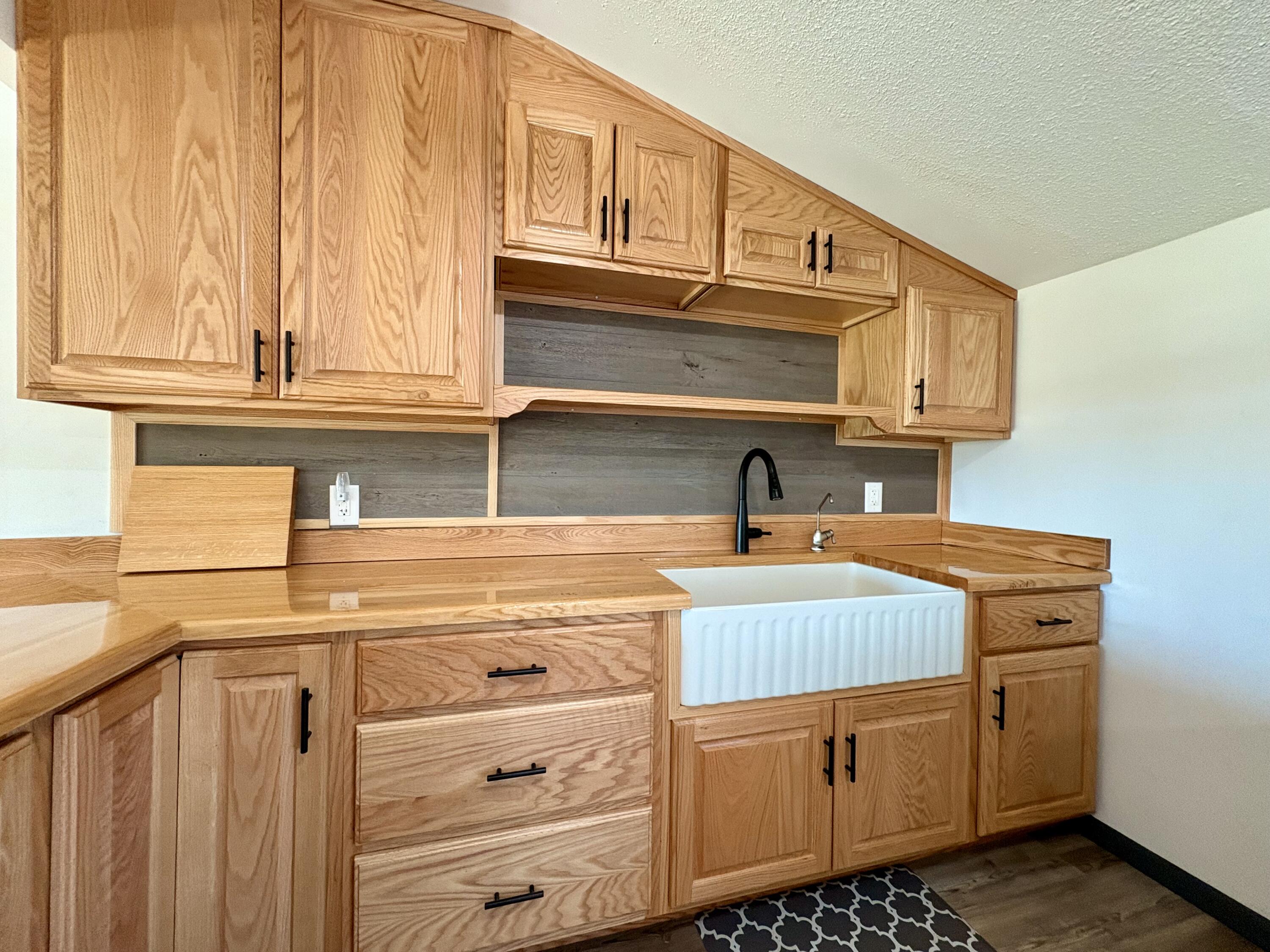 4925 Mt Hope Road South Carson City, MI 48811 - Photo 8 of 23 farm sink
