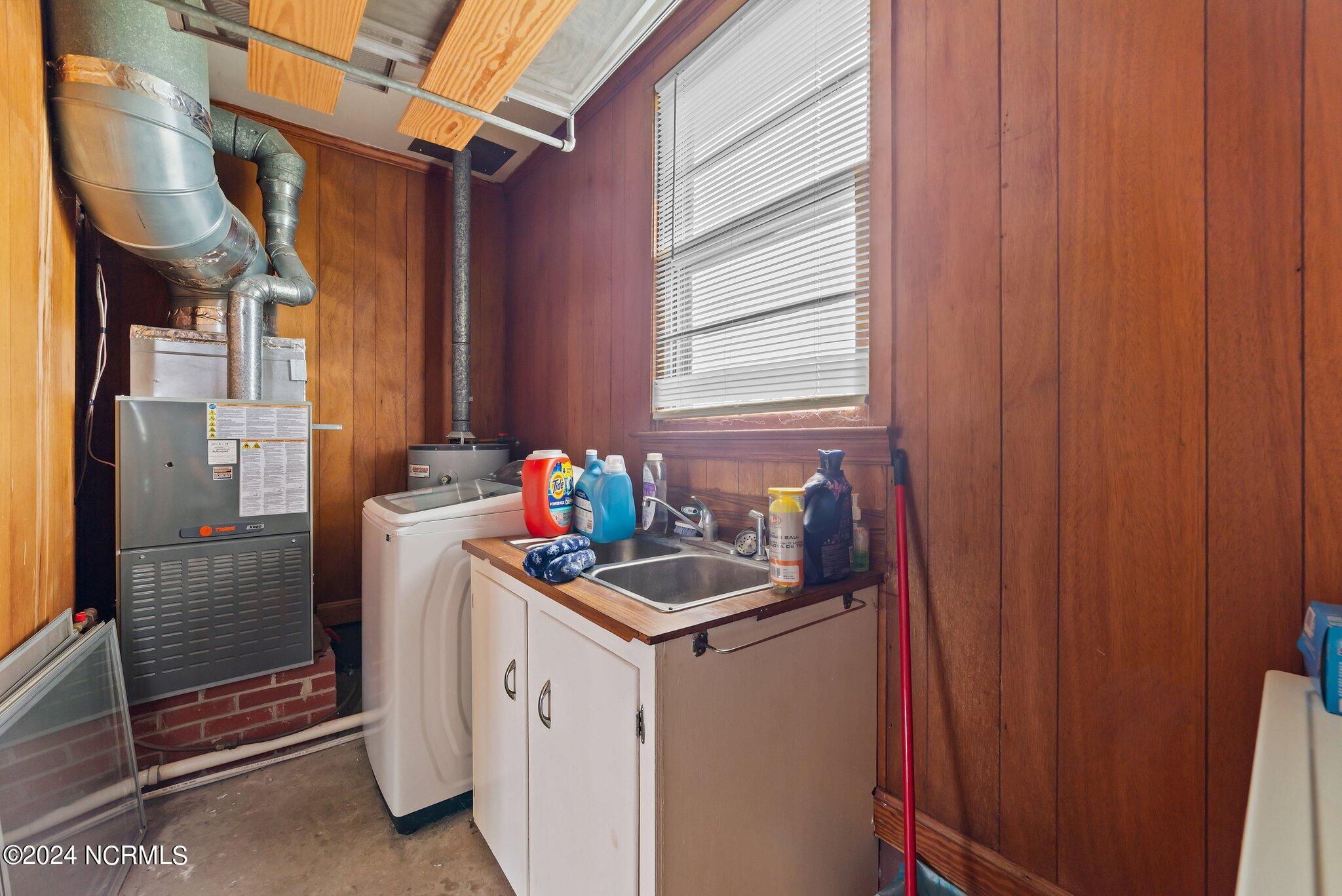 2835 Fire Dept Road Williamston, NC 27892 - Photo 26 of 34 37-web-or-mls-DSC_1450