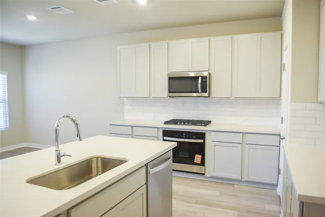 $379,000 | 239 Red Tail Hawk Lane, Cedar Creek, TX 78612