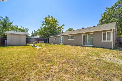 $590,000 | 2203-2203 Sherman Drive, Pleasant Hill, CA 94523