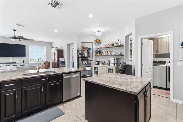$725,000 | 1660 Prairie Oaks Drive, St. Cloud, FL 34771